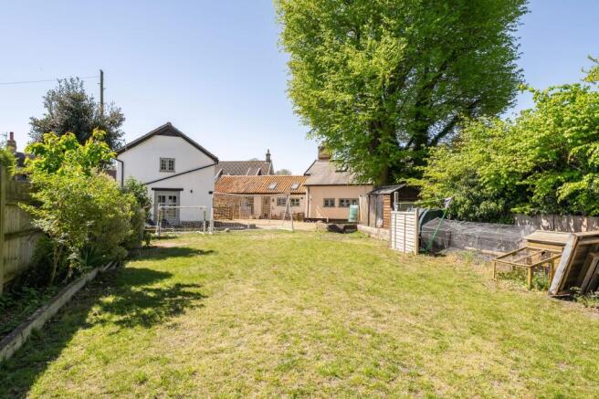 4 bed property, in Watton Road, £425,000