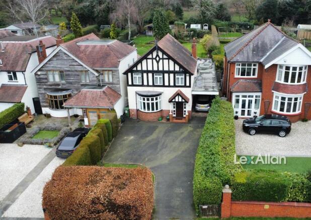 3 bed property, in Hagley Road, £425,000