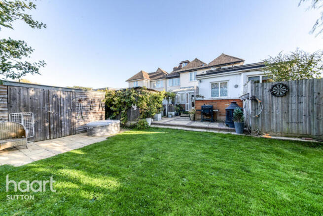5 bed property, in Grafton Road, £1,250,000