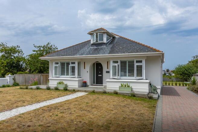 4 bed property, in Ormer House, £1,495,000