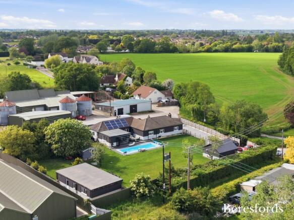 4 bed property, in Braintree Green, £1,250,000