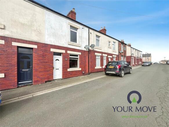 3 bed property, in Grays Road, £120,000