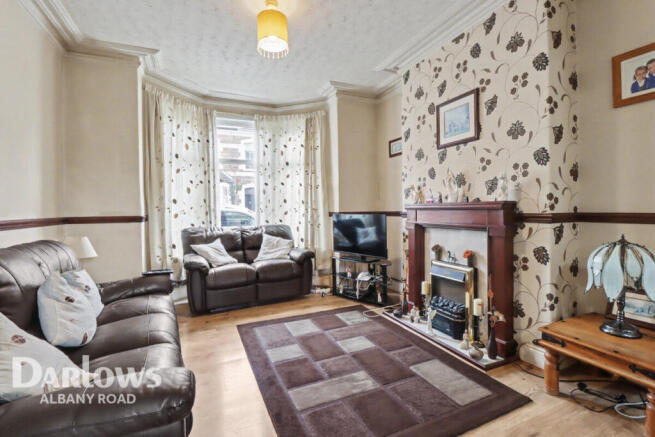 3 bed property, in Carlisle Street, £200,000