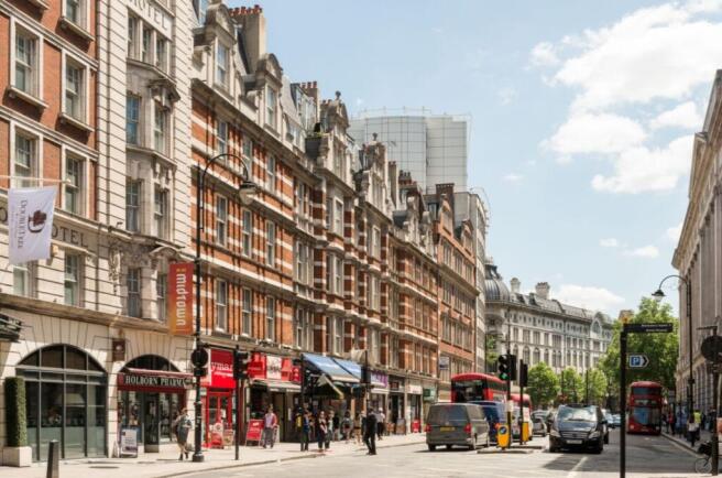 3 bed property, in Southampton Row, £975,000