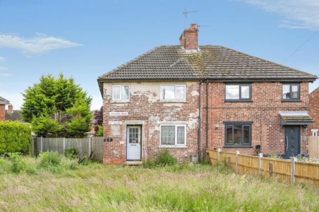 3 bed property, in Locarno Road, £65,000