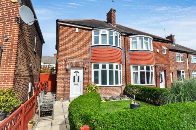 3 bed property, in Cartwright Street, £210,000