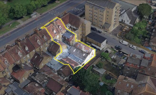 Land, in Streatham High Road, £1,050,000