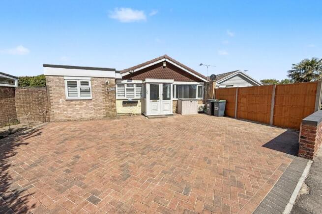 3 bed property, in West Moors, £365,000