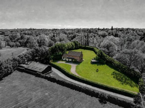 4 bed property, in Bakers Lane, £850,000