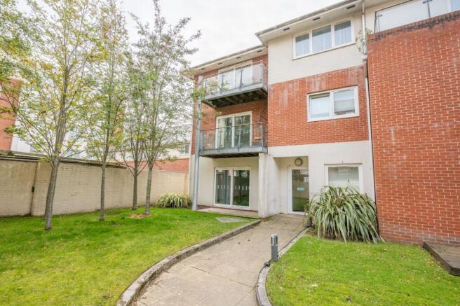 1 bed property, in Lord Street, £109,950