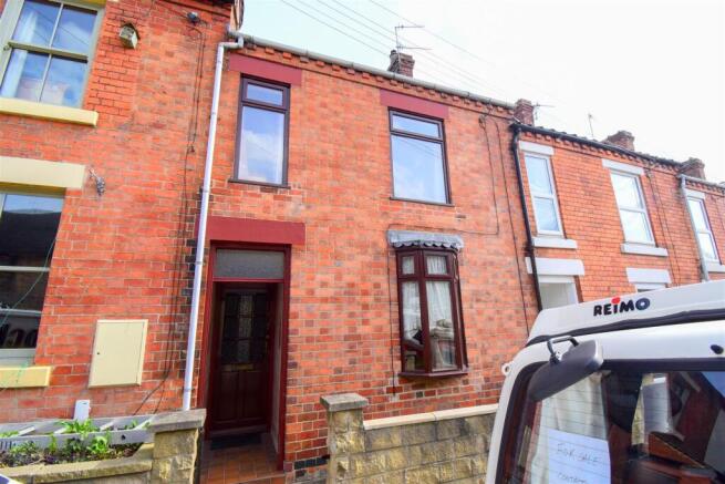 3 bed property, in Brookside, £220,000