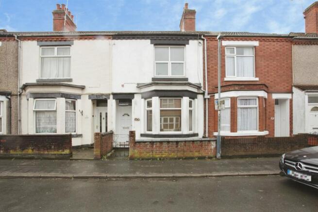3 bed property, in Craven Road, £230,000