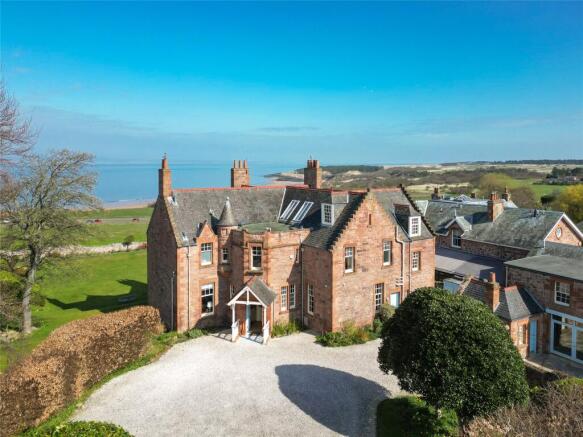 7 bed property, in The Seahouse, £2,900,000
