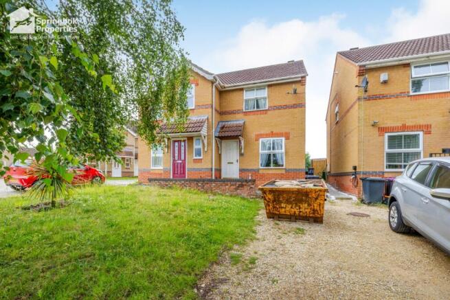 2 bed property, in Stevenson Close Heighington, £130,000