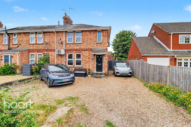 3 bed property, in Field Road, £230,000