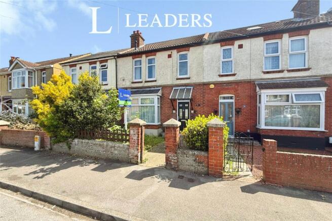 3 bed property, in St. Andrews Road, £220,000