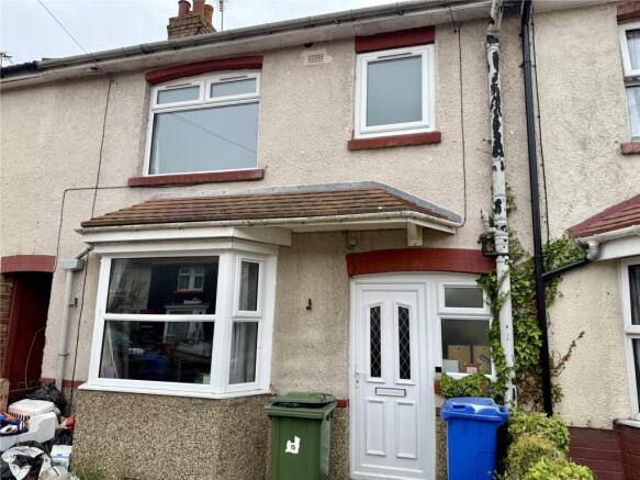 3 bed property, in Field Road, £89,950