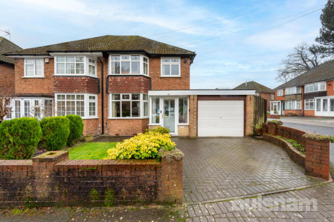 3 bed property, in Peters Avenue, £294,000