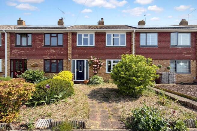 3 bed property, in Twyford Close, £325,000