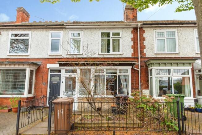3 bed property, in Church Drive, £125,000