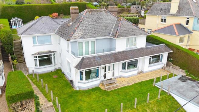 4 bed property, in Springfield Road, £650,000