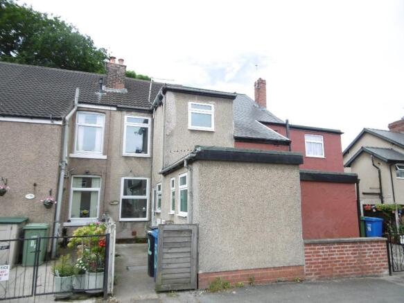 3 bed property, in 12 Park View, £65,000