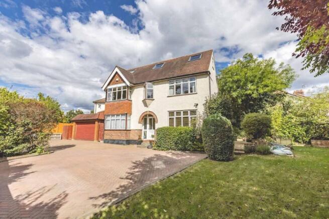 4 bed property, in Love Lane, £875,000