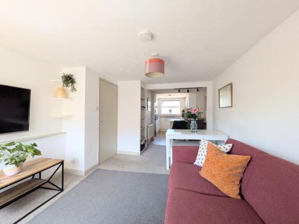 3 bed property, in Coopers Court, £129,000