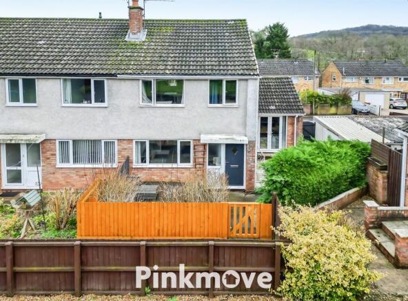 3 bed property, in Claremont, £240,000