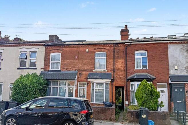 3 bed property, in Winnie Road, £175,000