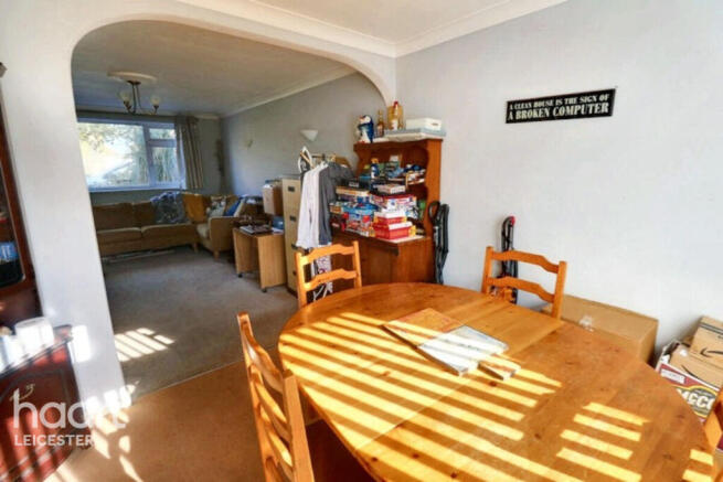 3 bed property, in Kingsway, £270,000