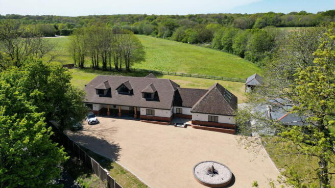 7 bed property, in King Hill, £2,500,000