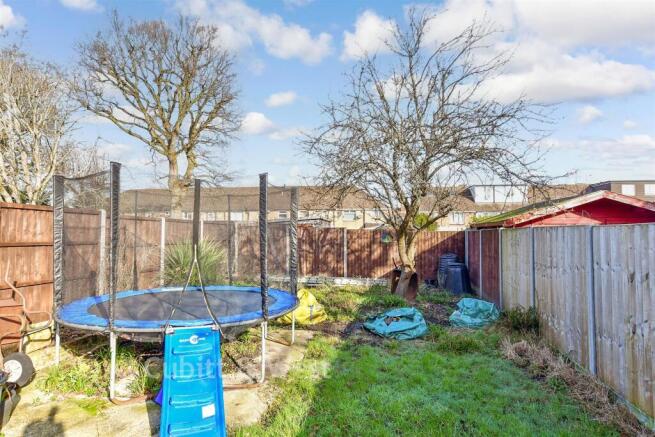 3 bed property, in St. Christopher's Road, £280,000