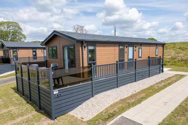 2 bed property, in Ribble Valley View, £210,000