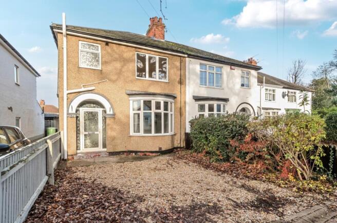 3 bed property, in St. Helens Avenue, £160,000