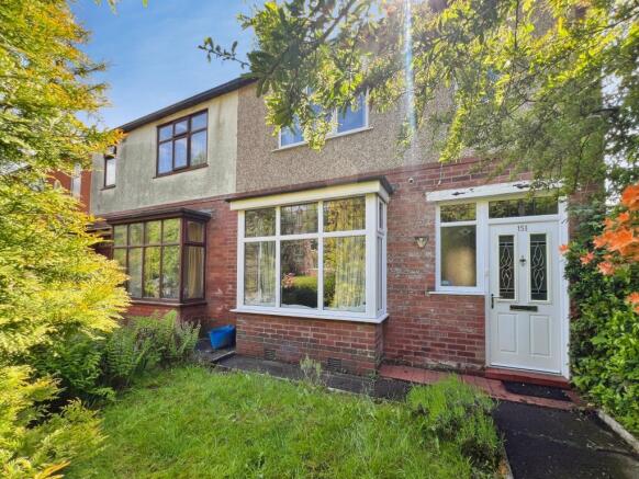 3 bed property, in 151 Park Road, £126,000