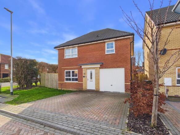 4 bed property, in Mulberry Croft, £350,000