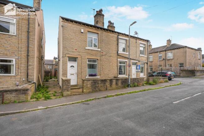 2 bed property, in Frances Street, £148,000