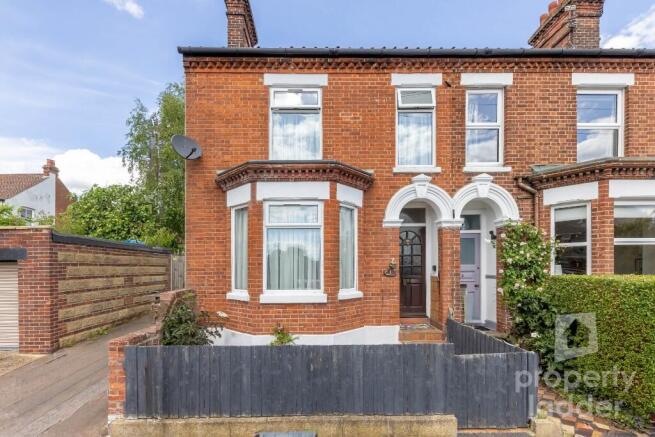 4 bed property, in De Caux Road, £350,000