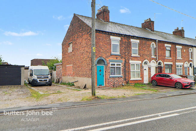 2 bed property, in Sandbach Road, £195,000