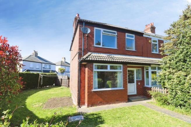 3 bed property, in New Princes Avenue, £169,950
