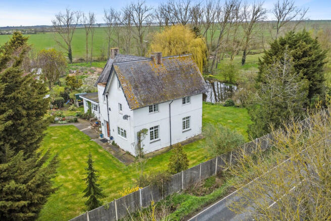 6 bed property, in Maldon Road, £1,150,000