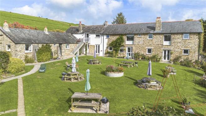 19 bed property, in Trenewan, £1,200,000