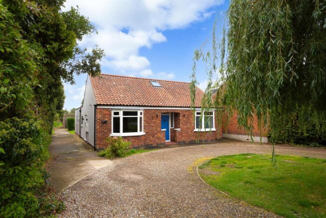 5 bed property, in Strensall Road, £800,000