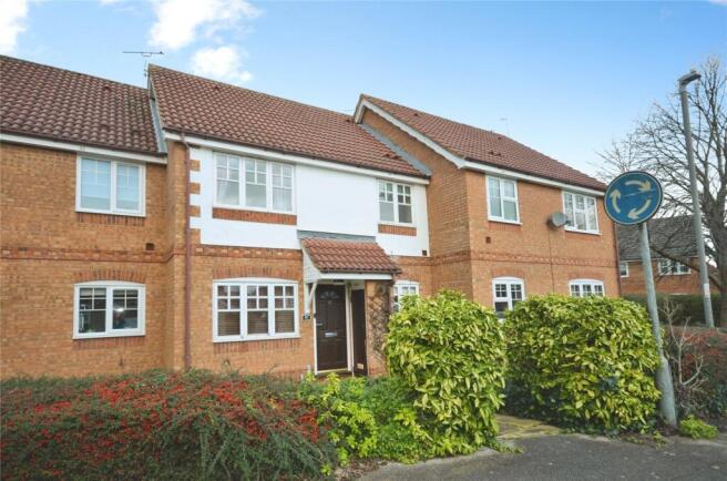 1 bed property, in Holly Drive, £200,000