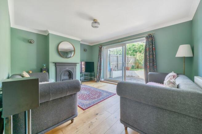 4 bed property, in Rodney Road, £550,000