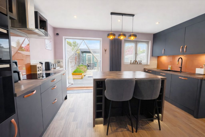 3 bed property, in The Meadows, £325,000
