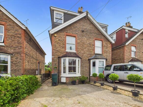 4 bed property, in College Road, £550,000