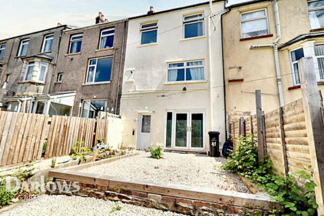 3 bed property, in Richmond Road, £145,000