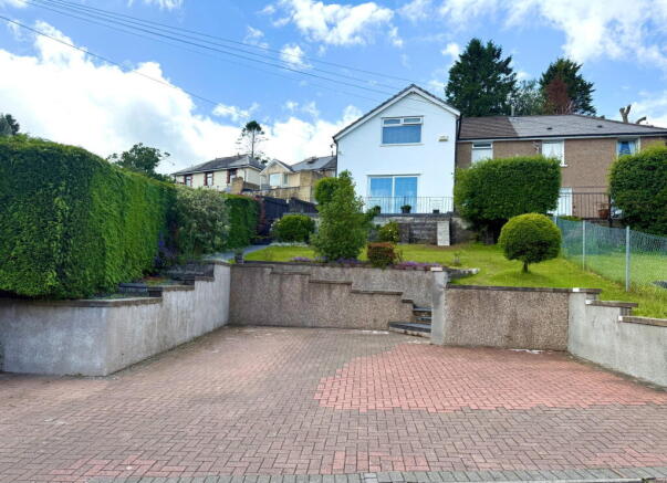 3 bed property, in Windsor Place, £280,000